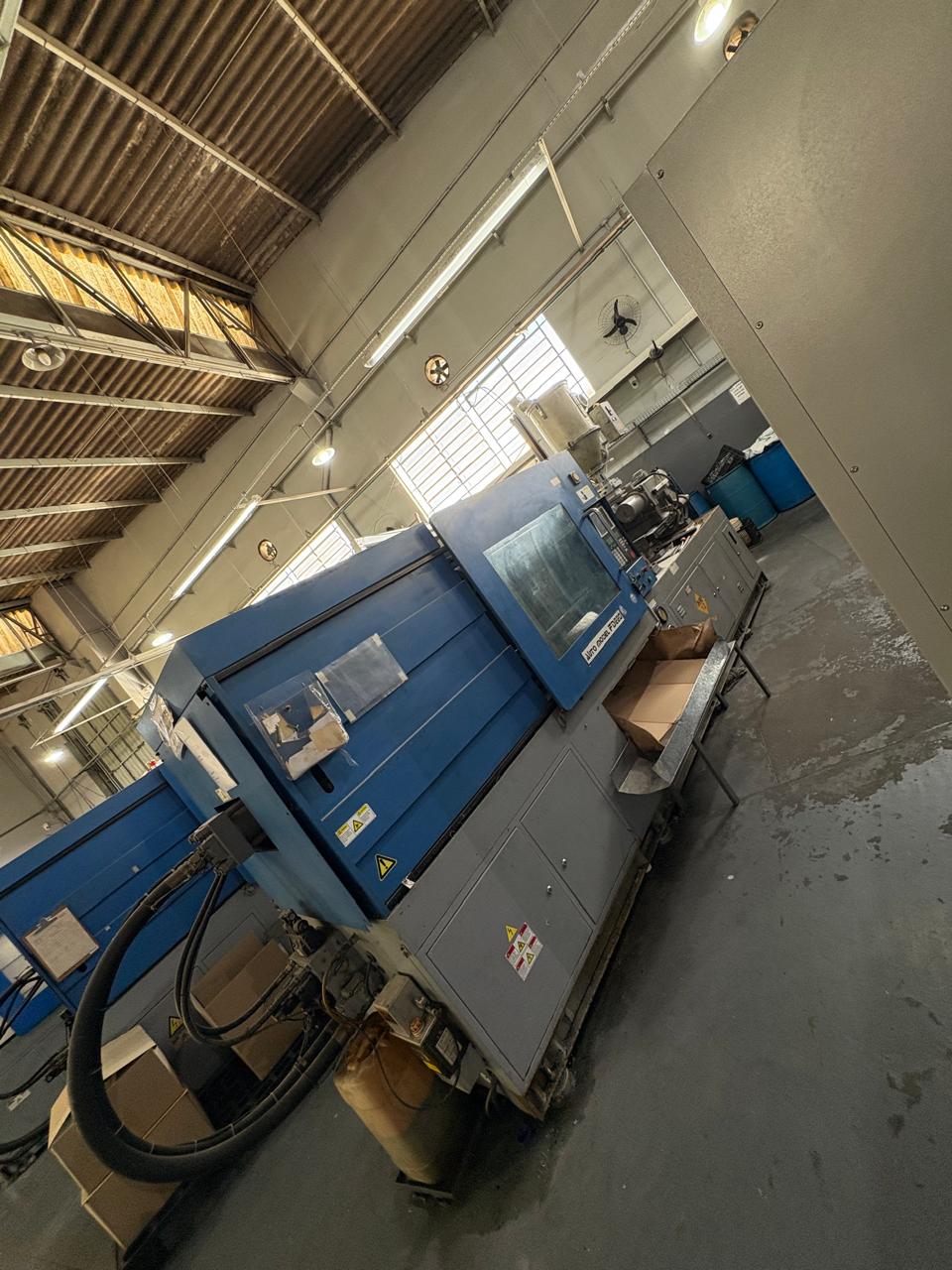 Injetora FCS 140 tons